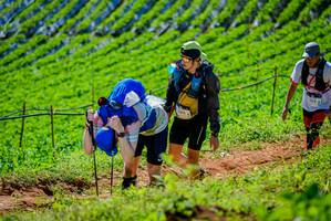 BIB: 1122
                            <button type="button" onclick="openModal(19163316)" class="btn btn-primary btn-sm float-right btn-popup" data-toggle="modal" data-target=".modal-high-quality">
                        <i class="fas fa-shopping-cart"></i> Add to Cart
                    </button>
                                            <button type="button" onclick="isThisMe(19163316, true)" class="btn btn-success btn-sm float-right btn-popup btn-isme hidden" data-toggle="tooltip" data-placement="bottom" title="นี่คือรูปของคุณใช่ไหม คลิกที่นี่เพื่อเอาเข้าอัลบั้ม">
                        <i class="fas fa-plus"></i> Add to album
                    </button>
                    <button type="button" onclick="isThisMe(19163316, false)" class="btn btn-warning btn-sm float-right btn-popup btn-isnotme hidden">
                        <i class="fas fa-ban"></i> Remove from album
                    </button>